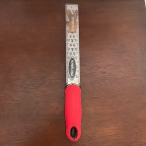 NWT Microplane gingerbread man chocolate grater 🍫